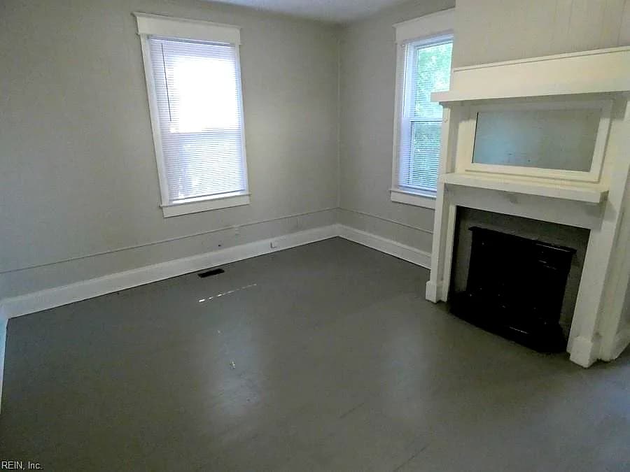 639 W 26th ST, NORFOLK VA 23517 - Photo 3