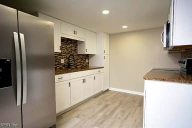 1021 Roundtable CT, CHESAPEAKE VA 23322 thumb 8