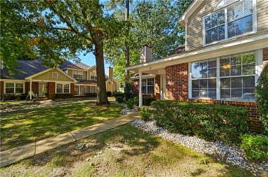 717 Mashie CT, NEWPORT NEWS VA 23602 thumb 4