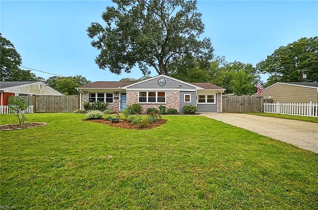421 Rose Marie AVE, VIRGINIA BEACH VA 23462 - Photo 4