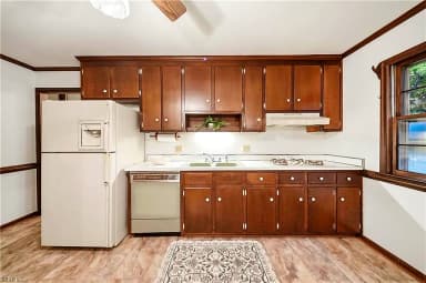 352 Wendwood DR, NEWPORT NEWS VA 23602 thumb 12