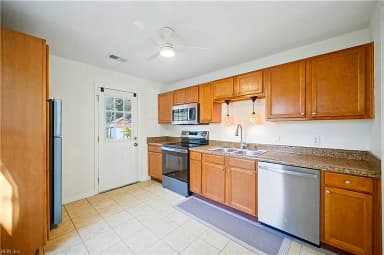 2432 Youngman RD, CHESAPEAKE VA 23320 thumb 6