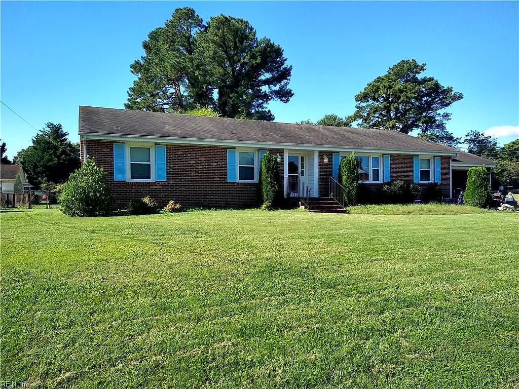 2841 Holiday Point DR, SUFFOLK VA 23435 - Main photo