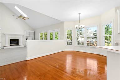 304 Barrington LN, YORKTOWN VA 23693 thumb 4