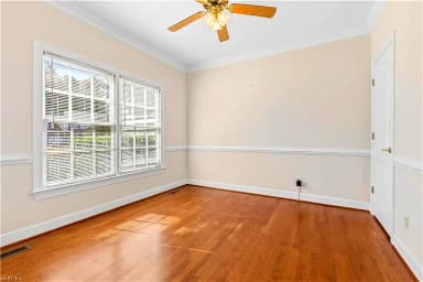 304 Barrington LN, YORKTOWN VA 23693 thumb 8