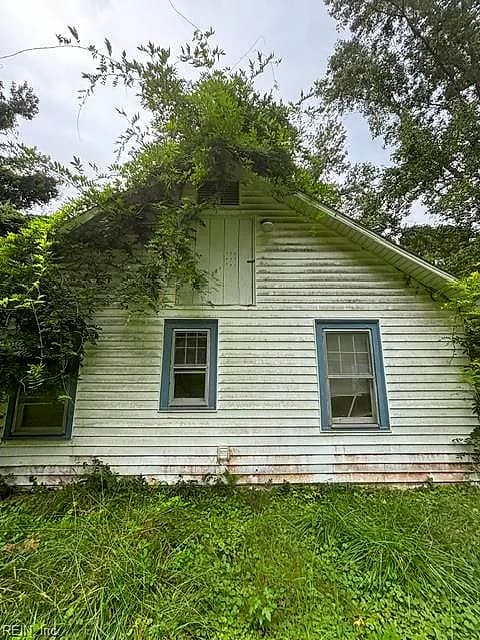 244 Red Mens Hall RD, PORT HAYWOOD VA 23138 - Photo 5