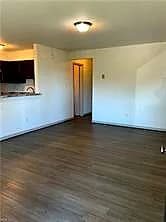 110 W 26th ST #F, NORFOLK VA 23517 - Photo 4
