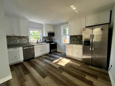 710 B ST, CHESAPEAKE VA 23324 thumb 9