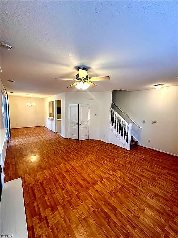 2124 Pateshall CT, VIRGINIA BEACH VA 23464 - Photo 4