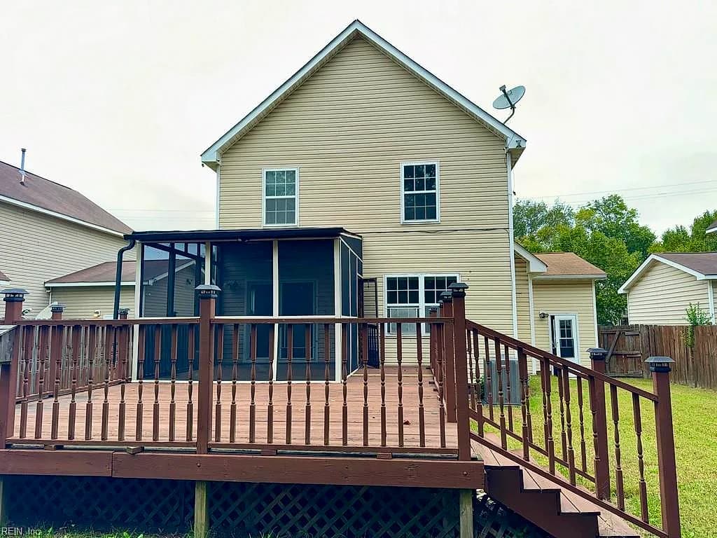 1325 W 25th ST, NORFOLK VA 23508 - Photo 3