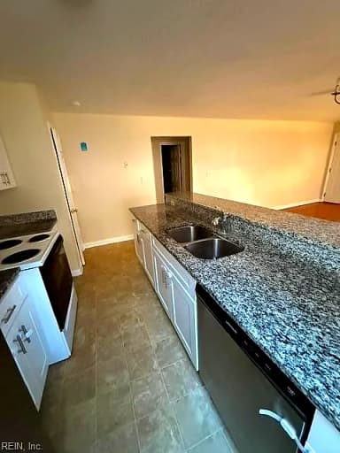 829 W 47th ST, NORFOLK VA 23508 thumb 7