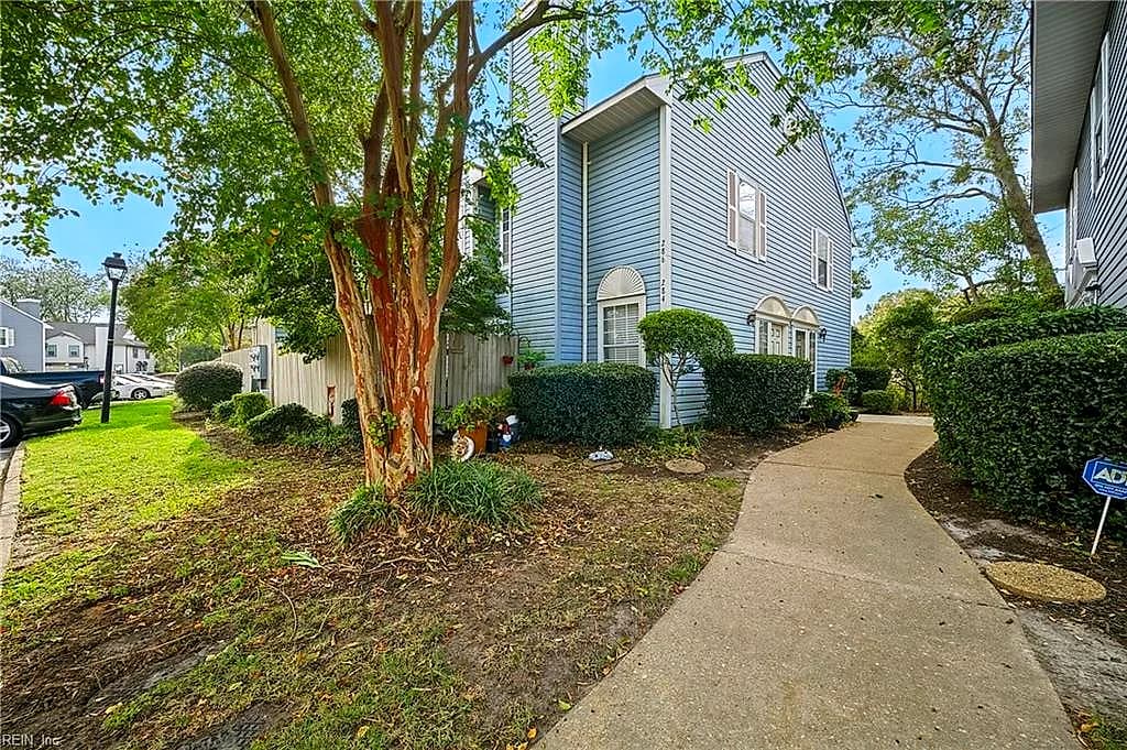 286 Ferdinand CIR, VIRGINIA BEACH VA 23462 - Main photo