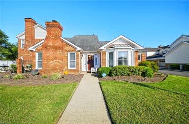 22 Williamsburg DR, HAMPTON VA 23666 thumb 1