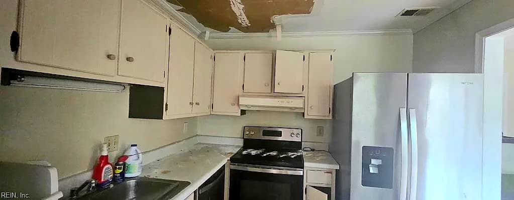 395 Circuit LN #A, NEWPORT NEWS VA 23608 - Photo 4