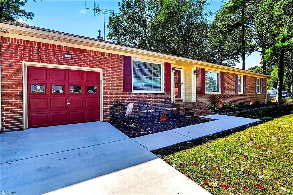 509 Dinwiddie CT, CHESAPEAKE VA 23322 - Photo 5