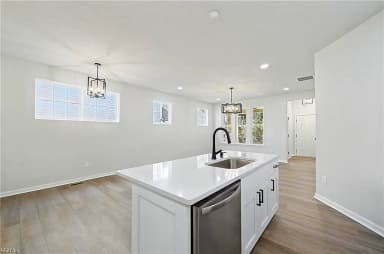 7163 Pattersons View LN, HAYES VA 23072 thumb 6