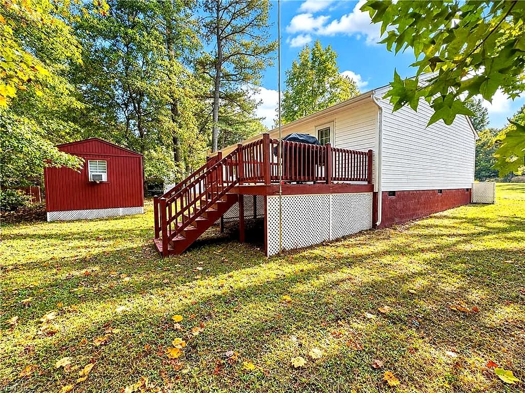 9961 Grove CT, GLOUCESTER VA 23061 - Photo 3
