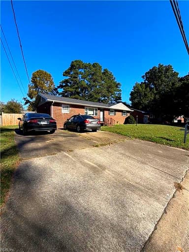 1483 Lipton CIR, SUFFOLK VA 23434 thumb 4