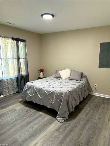 3323 Clark CIR, NORFOLK VA 23509 thumb 11