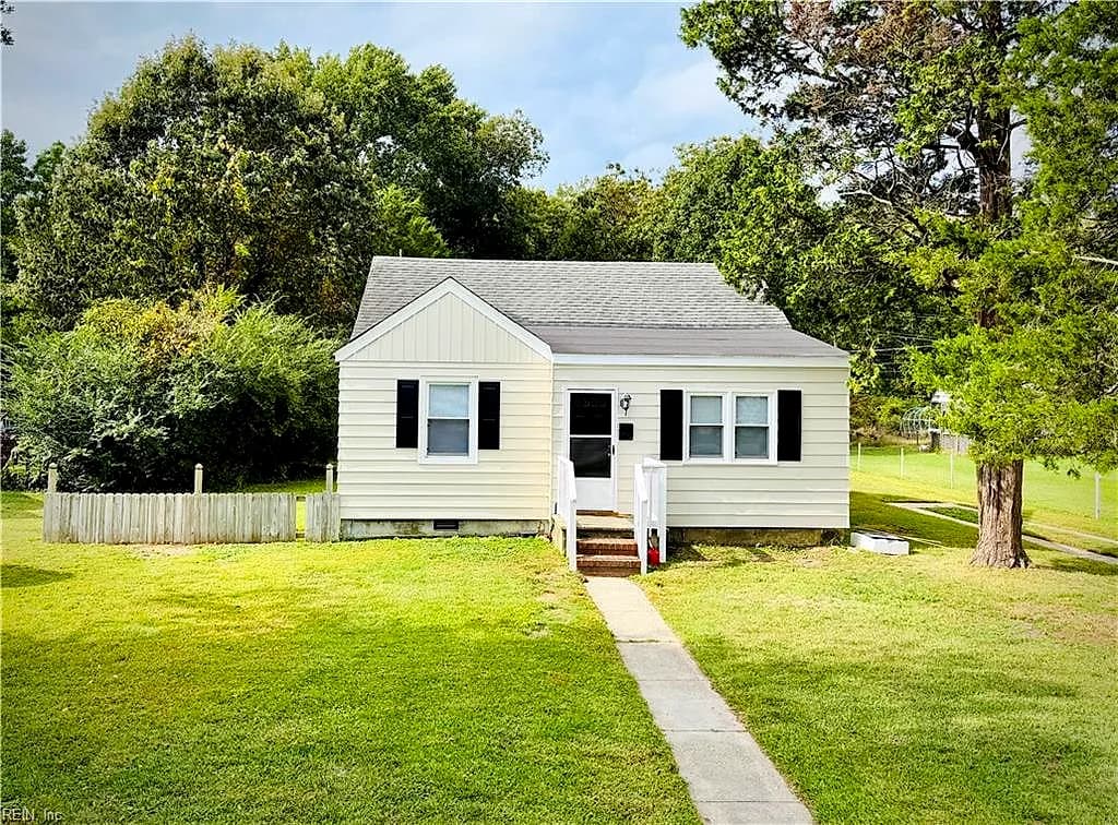 27 Beaconsdale LN, NEWPORT NEWS VA 23601 - Photo 2