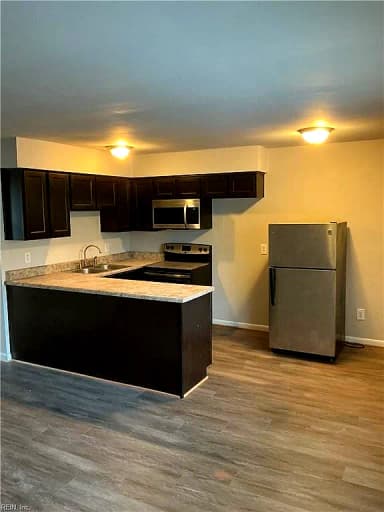 320 Ashlawn DR #4, NORFOLK VA 23505 thumb 5