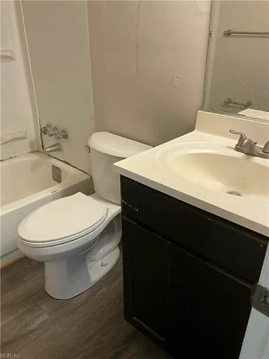 320 Ashlawn DR #4, NORFOLK VA 23505 thumb 7