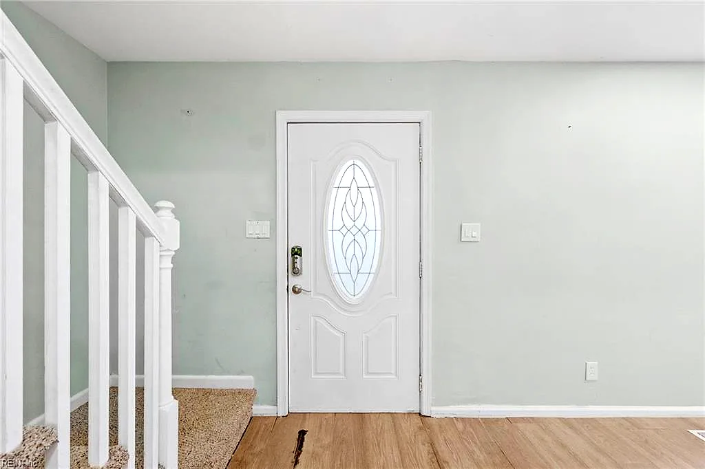 5005 Regina LN, VIRGINIA BEACH VA 23455 - Photo 4