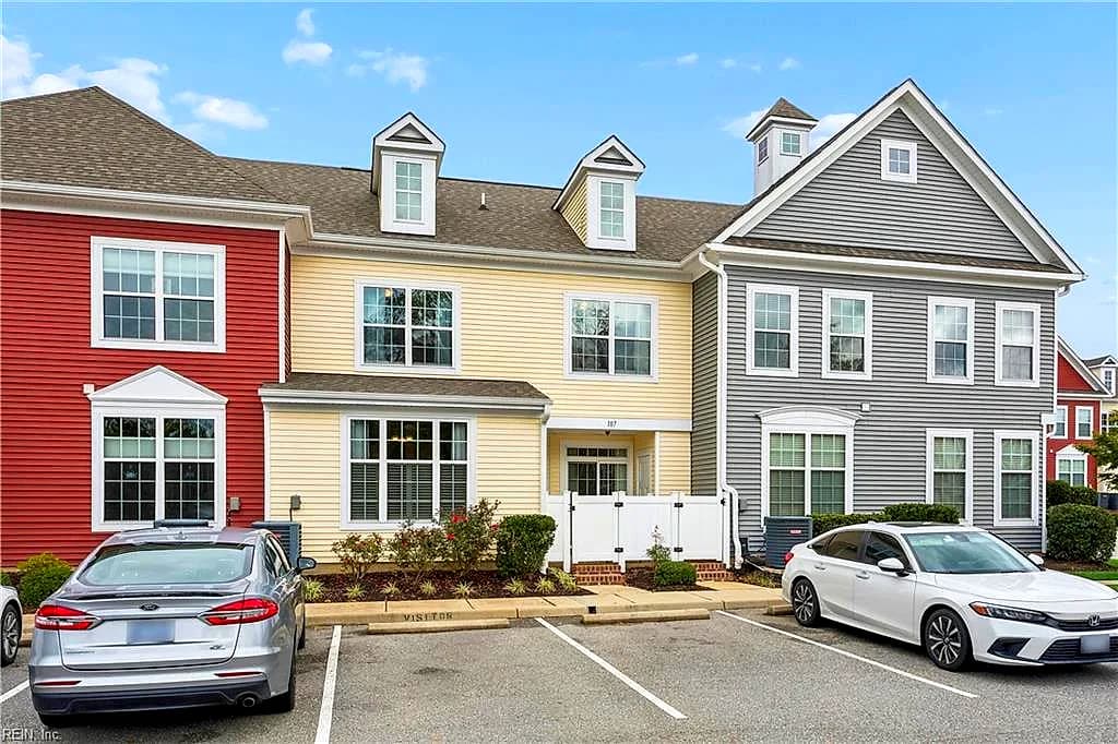 107 Promenade LN, WILLIAMSBURG VA 23185 - Photo 4