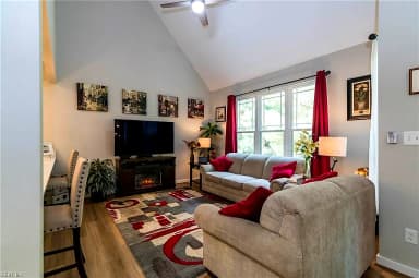 935 Eastfield LN, NEWPORT NEWS VA 23602 thumb 6