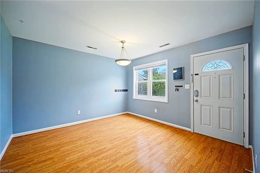 1437 Glendale AVE, CHESAPEAKE VA 23323 - Photo 4