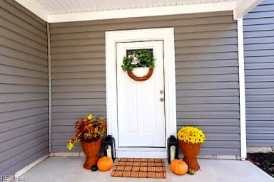 413 Burts RD, YORKTOWN VA 23692 thumb 4