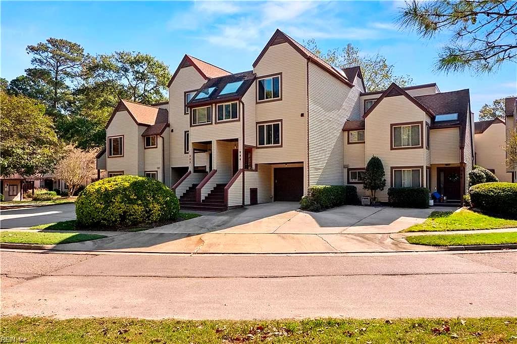 944 Virginia AVE #944, VIRGINIA BEACH VA 23451 - Photo 2