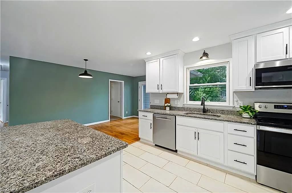 155 Menchville RD, NEWPORT NEWS VA 23602 - Photo 4