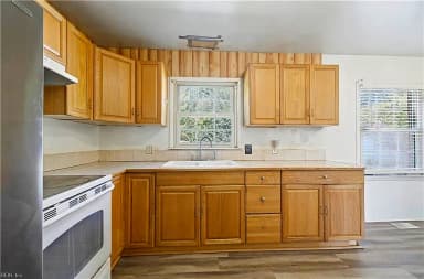 148 Hawthorne DR, NEWPORT NEWS VA 23602 thumb 11