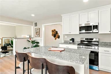 426 Mohican DR, PORTSMOUTH VA 23701 thumb 2
