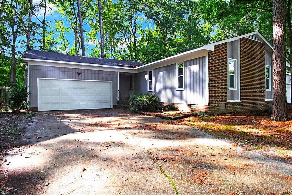 273 Batson DR, NEWPORT NEWS VA 23602 - Photo 2