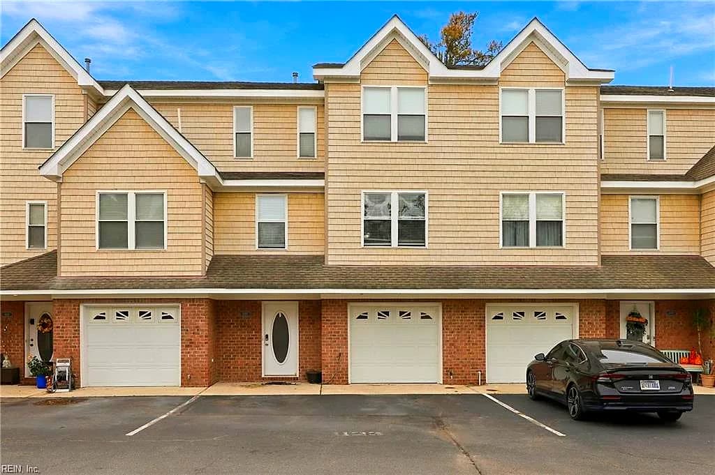 1123 Arlynn LN, VIRGINIA BEACH VA 23451 - Main photo