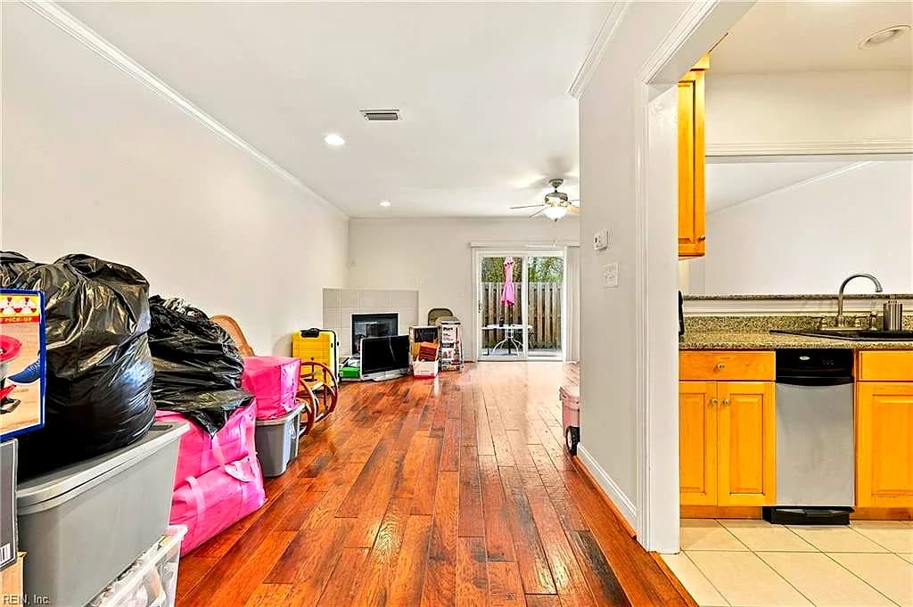 1123 Arlynn LN, VIRGINIA BEACH VA 23451 - Photo 4