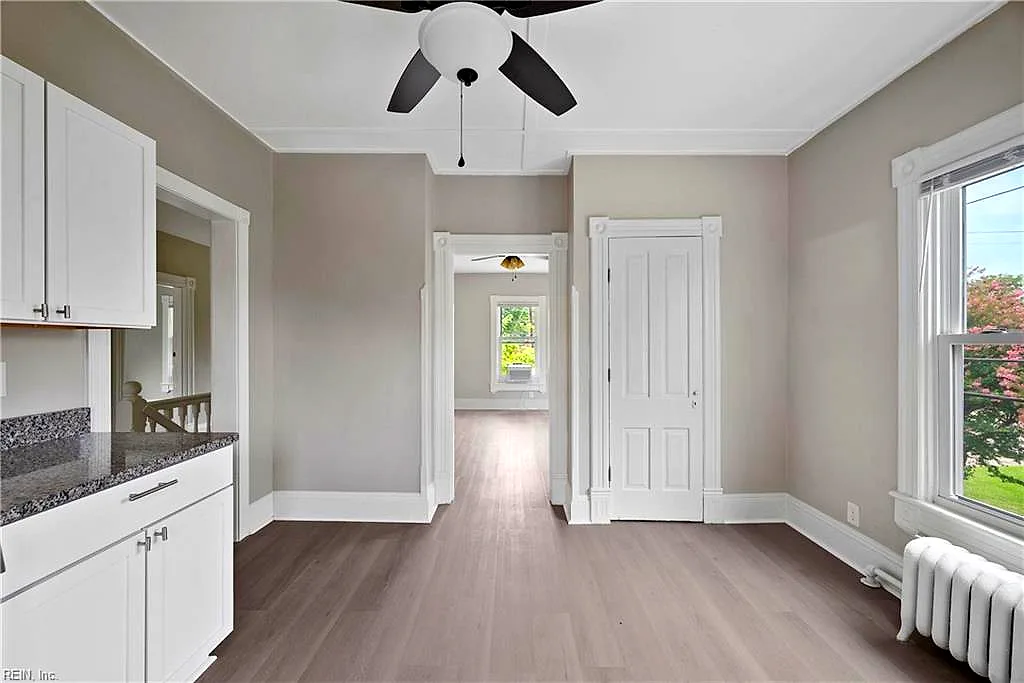229 S Armistead AVE, HAMPTON VA 23669 - Photo 5