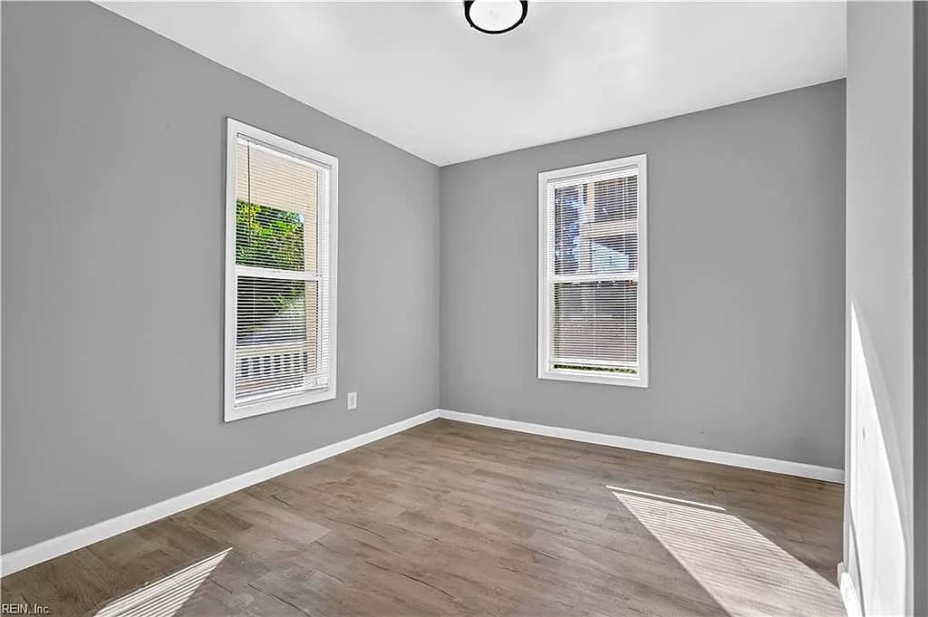 127 Church ST, SUFFOLK VA 23434 - Photo 5