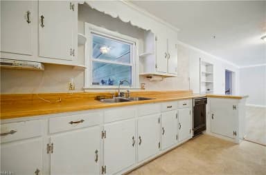 2220 Capri CIR, CHESAPEAKE VA 23321 thumb 12