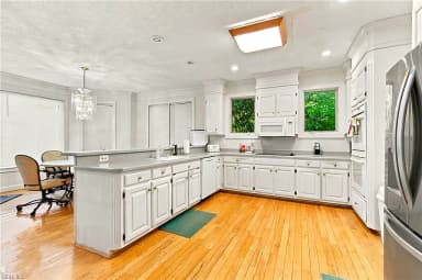 205 Chase Oak CT, YORKTOWN VA 23693 thumb 11