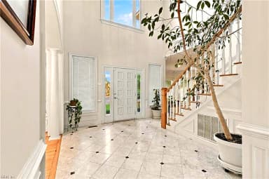 205 Chase Oak CT, YORKTOWN VA 23693 thumb 3