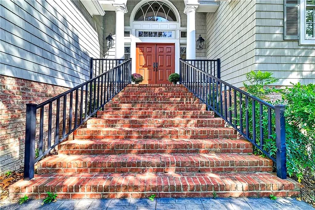 7232 Shirland AVE, NORFOLK VA 23505 - Photo 4