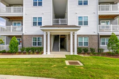 1733 Dromolin DR #104, VIRGINIA BEACH VA 23456 thumb 3
