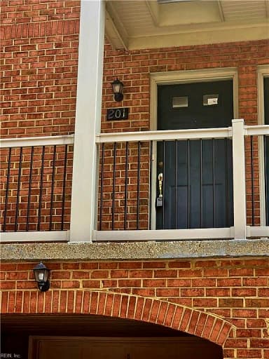 537 W 20th ST #201, NORFOLK VA 23517 thumb 1