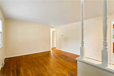 421 Palace CT, HAMPTON VA 23666 thumb 8