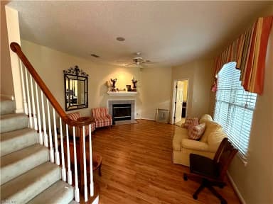 905 Lakecrest CT, NEWPORT NEWS VA 23602 thumb 3