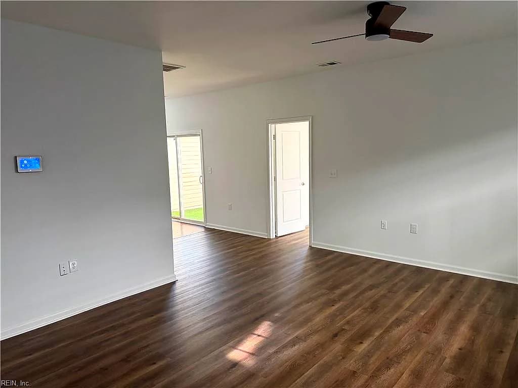 1440 Rollesby WAY, CHESAPEAKE VA 23320 - Photo 5