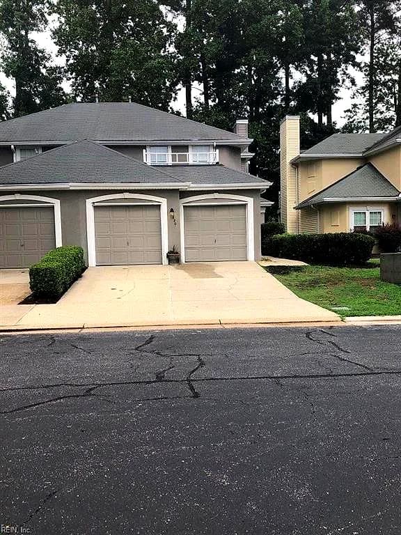 820 Willow PL, NEWPORT NEWS VA 23602 - Photo 2